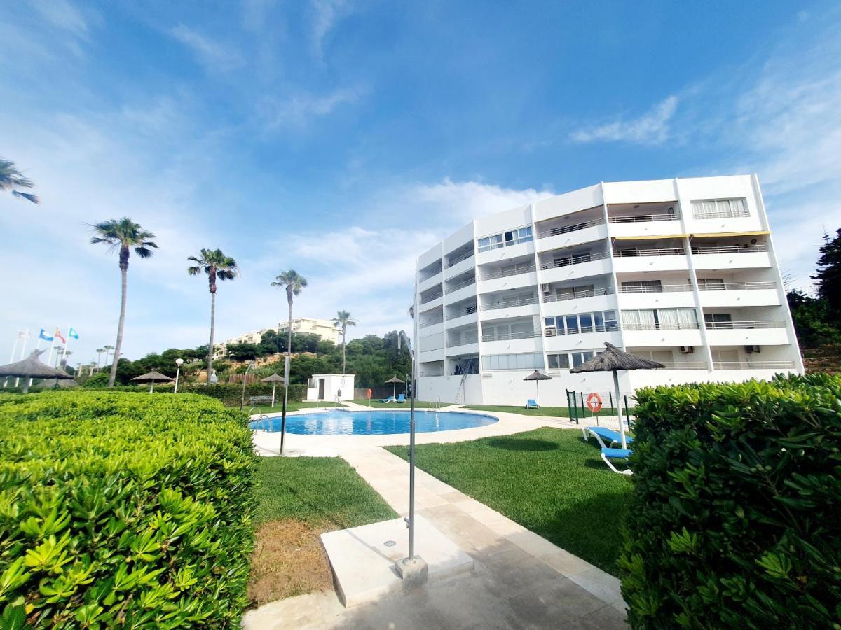 Luna Beach Seafront Marbella Esterno foto