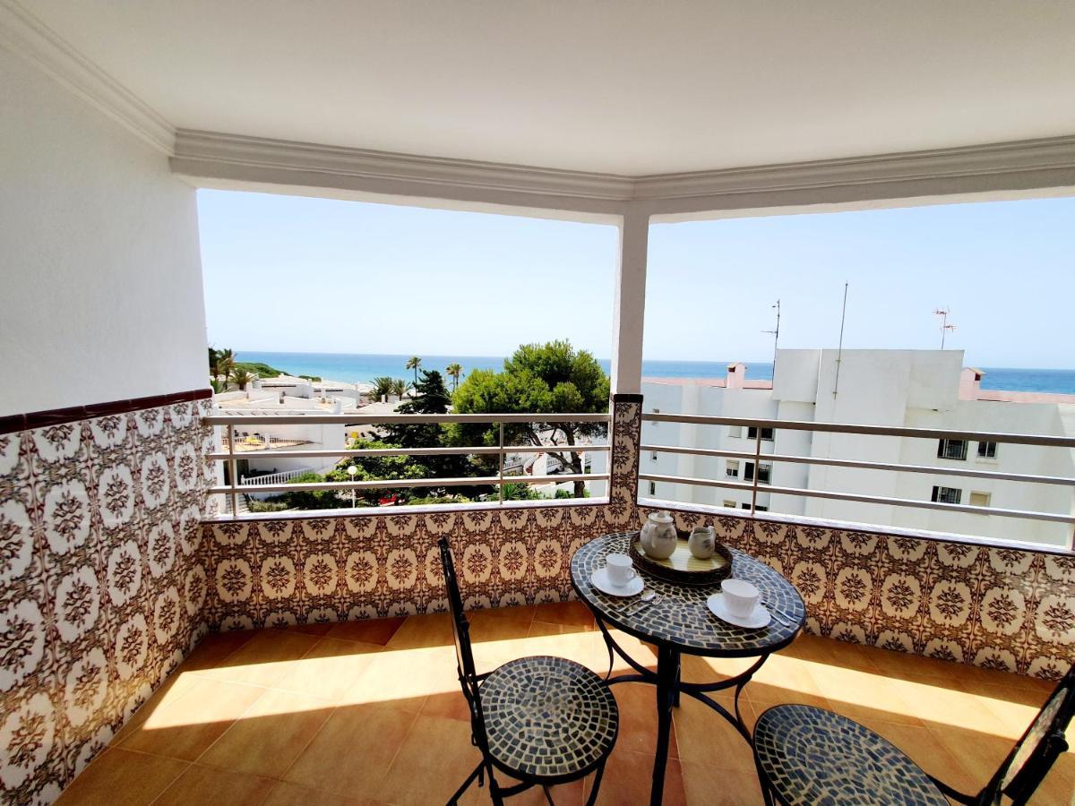 Luna Beach Seafront Marbella Esterno foto