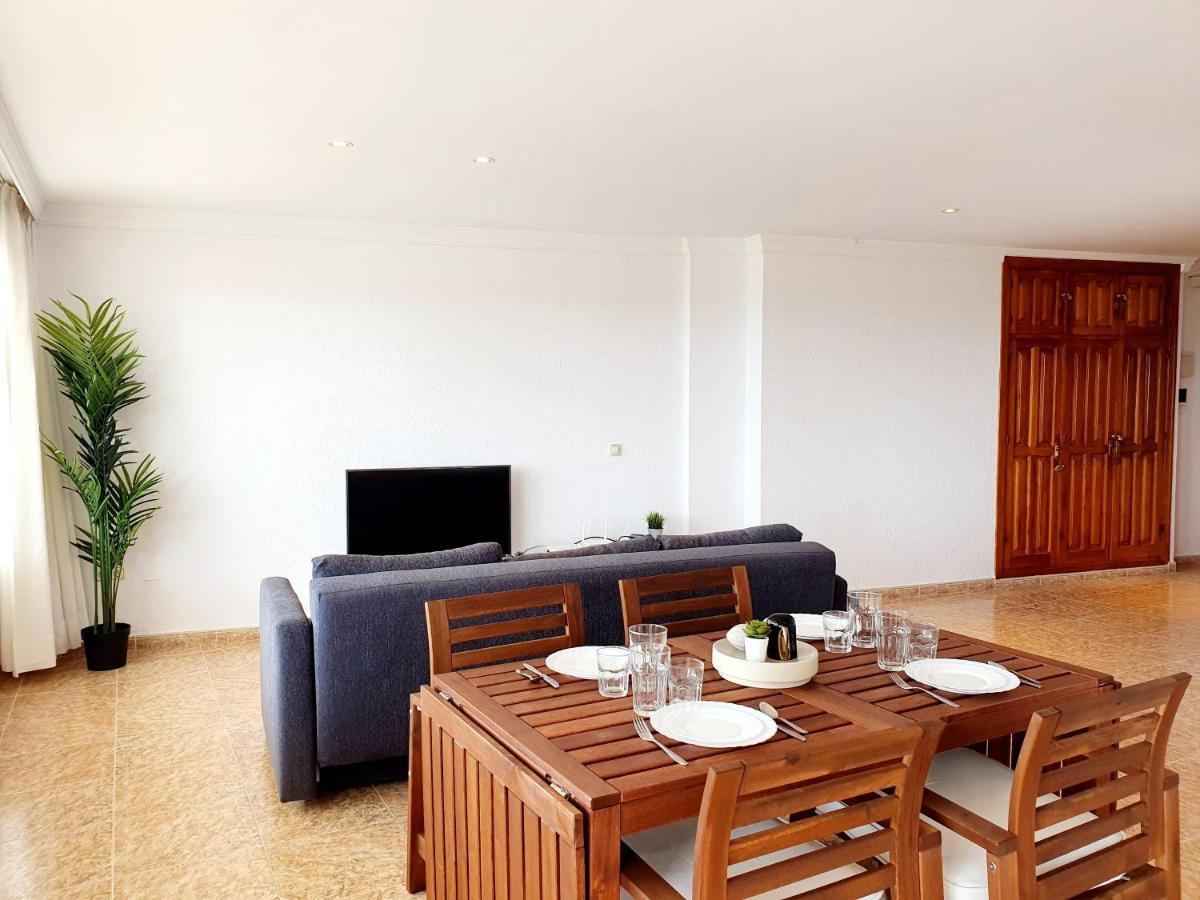 Luna Beach Seafront Marbella Esterno foto