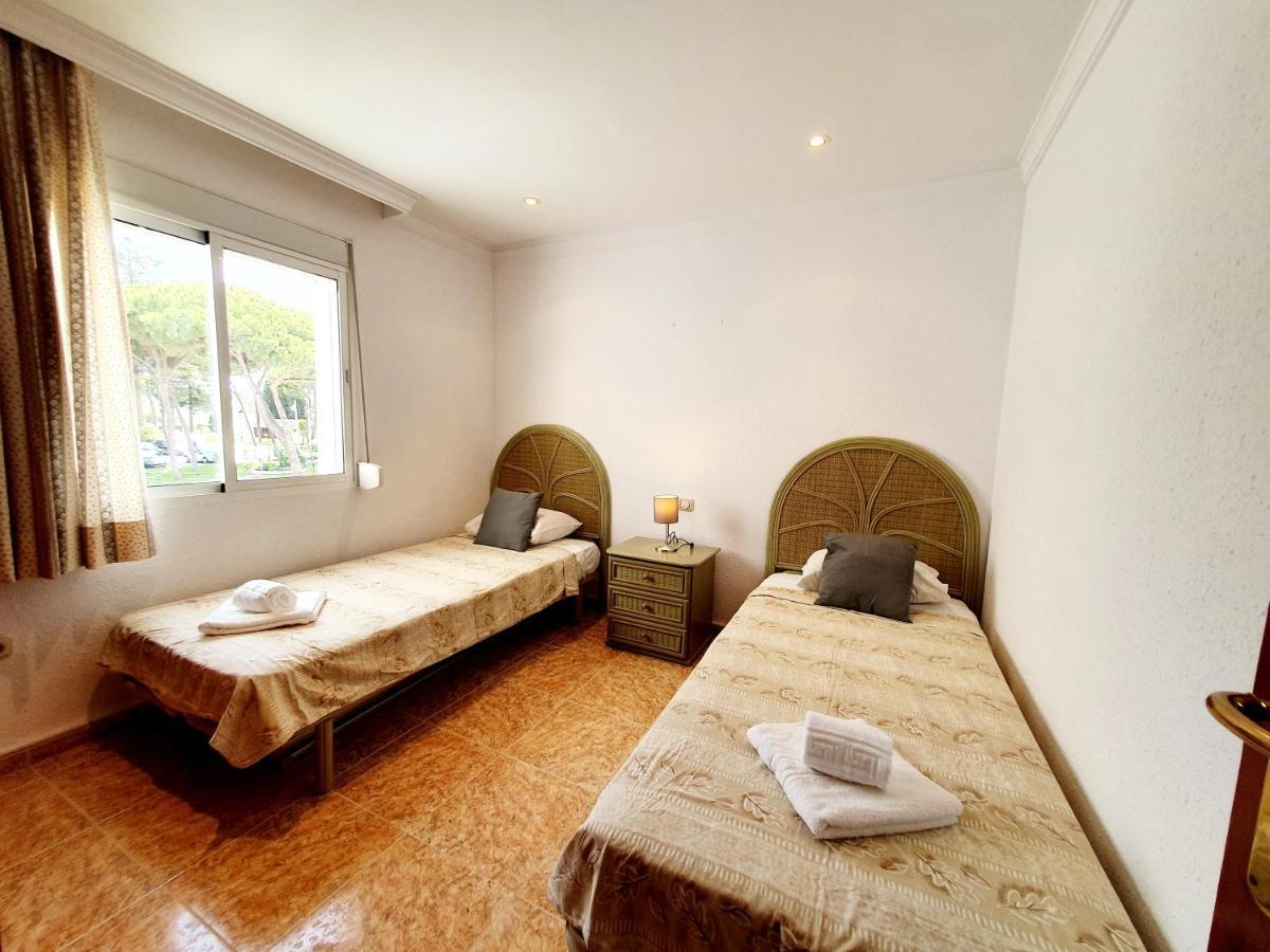 Luna Beach Seafront Marbella Esterno foto