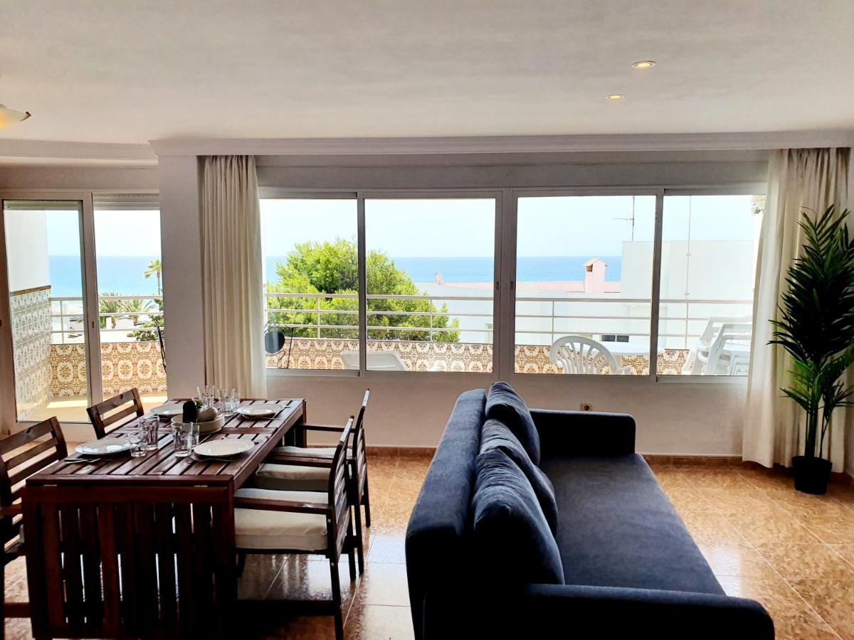 Luna Beach Seafront Marbella Esterno foto