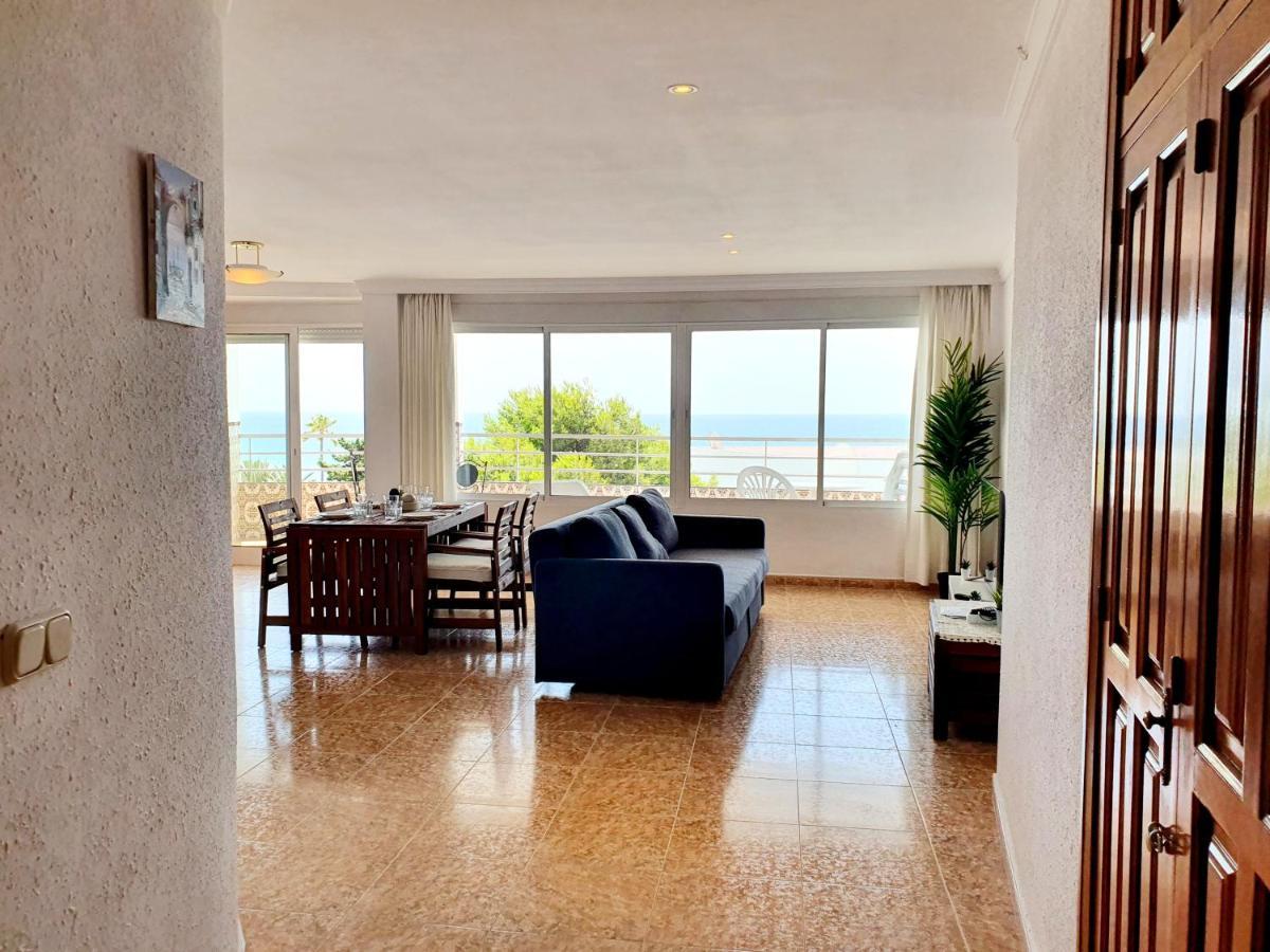 Luna Beach Seafront Marbella Esterno foto