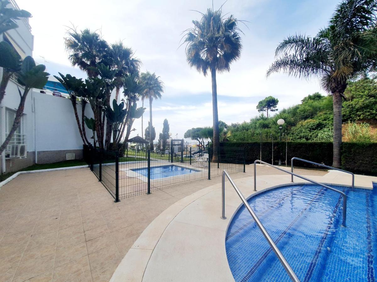 Luna Beach Seafront Marbella Esterno foto